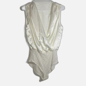 Vintage Lucie Ann Polyester Lace Bodysuit Medium